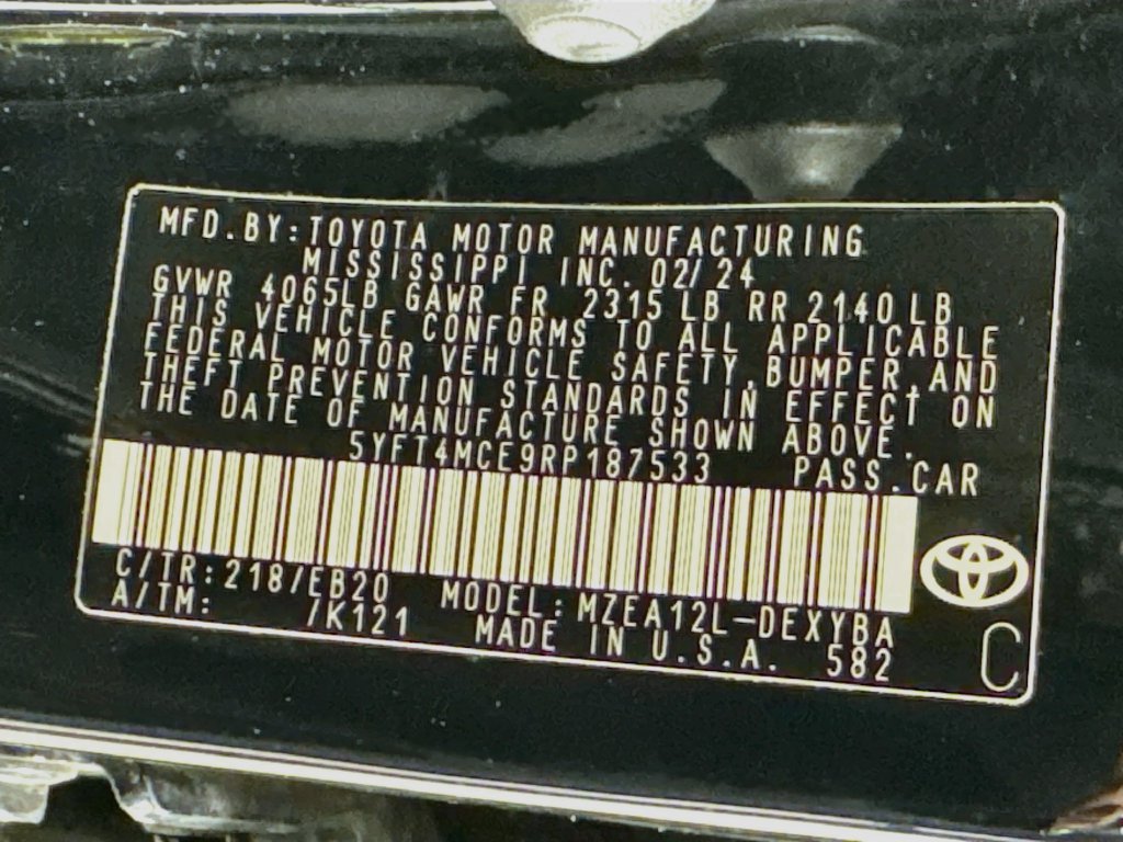 Used 2024 Toyota Corolla XSE FWD image 39