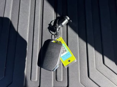 Used 2023 Kia Sportage SX image 24