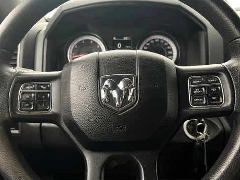 Used 2018 RAM 1500 Express w/ Black Ram 1500 Express Group AWD/4WD image 22