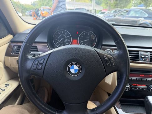 Used 2011 BMW 328i Sedan RWD image 13
