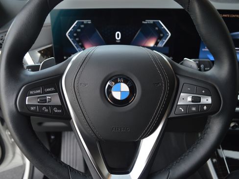 Used 2025 BMW X5 xDrive40i AWD/4WD image 14