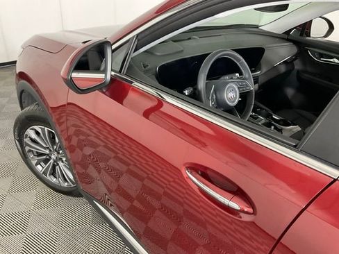 Used 2024 Buick Envision Preferred image 40