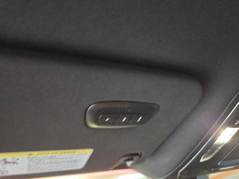 Used 2024 Jeep Wagoneer Series II w/ Flexible Seating Group image 37