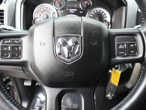 Used 2018 RAM 2500 Big Horn image 30