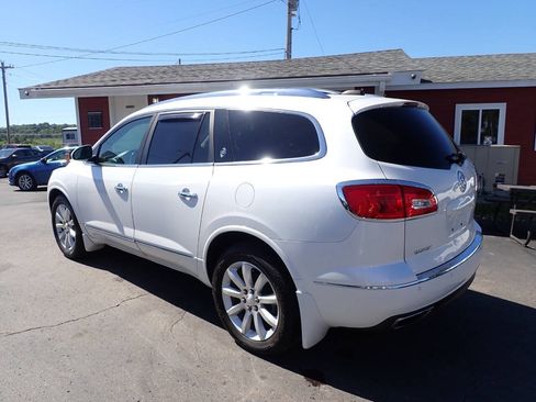 Used 2017 Buick Enclave Premium w/ Experience Buick Package AWD/4WD image 4