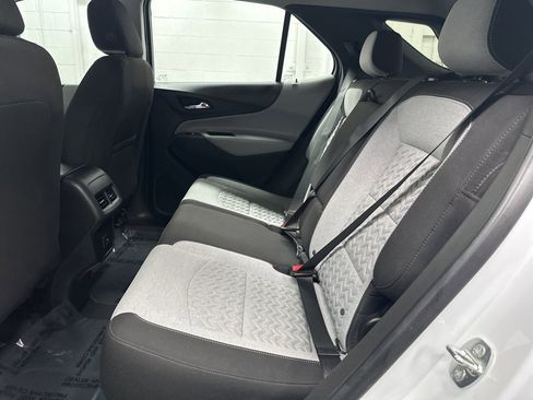 Used 2022 Chevrolet Equinox LS image 22
