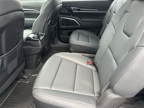 New 2025 Kia Telluride S image 28