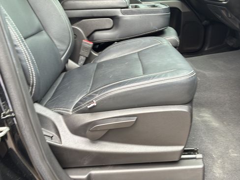 Used 2018 Chevrolet Silverado 1500 LT w/ Texas Edition AWD/4WD image 24