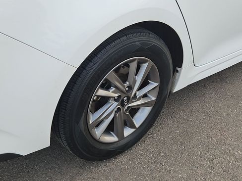 Used 2020 Kia Optima LX FWD image 12