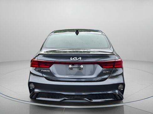 Used 2023 Kia Forte GT-Line w/ GT-Line Premium Package FWD image 4