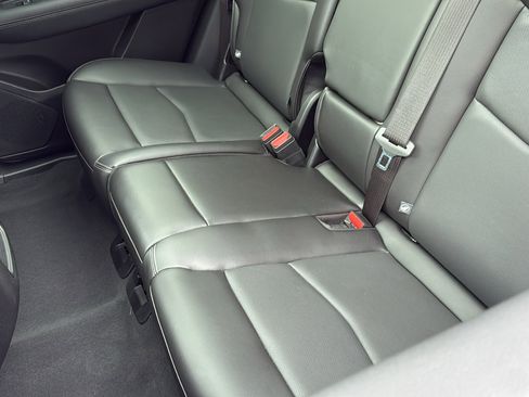 Certified 2025 Cadillac XT5 Premium Luxury image 32