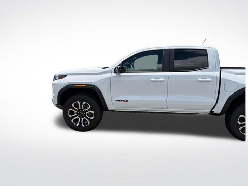 New 2026 GMC Canyon AT4 w/ Technology Plus Package AWD/4WD image 25