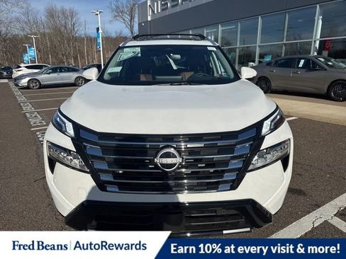 New 2026 Nissan Rogue Platinum w/ Platinum Premium Package image 3