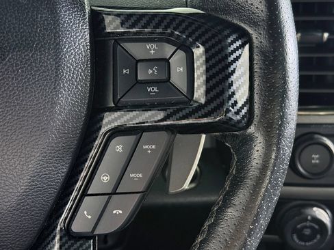 Used 2017 Ford F150 Raptor w/ Equipment Group 802A Luxury AWD/4WD image 40