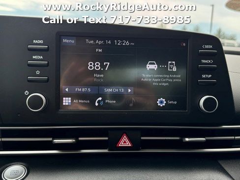 Used 2023 Hyundai Elantra SEL w/ Preferred Accessory Package FWD image 24
