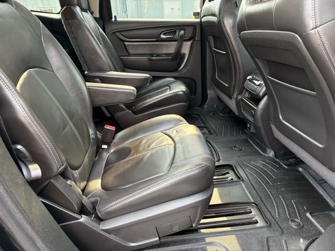 Used 2017 Chevrolet Traverse LT AWD/4WD image 14