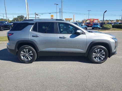 New 2026 Chevrolet Equinox LT w/ Convenience Package II image 8
