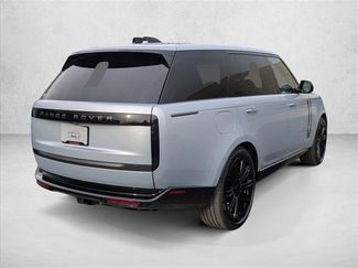 New 2026 Land Rover Range Rover Long Wheelbase SE video 2