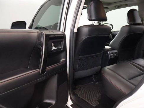 Certified 2024 Toyota 4Runner TRD Off-Road Premium w/ Moonroof Package AWD/4WD image 29