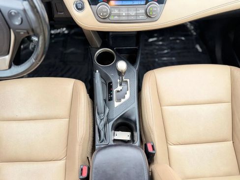 Used 2013 Toyota RAV4 Limited AWD/4WD image 22