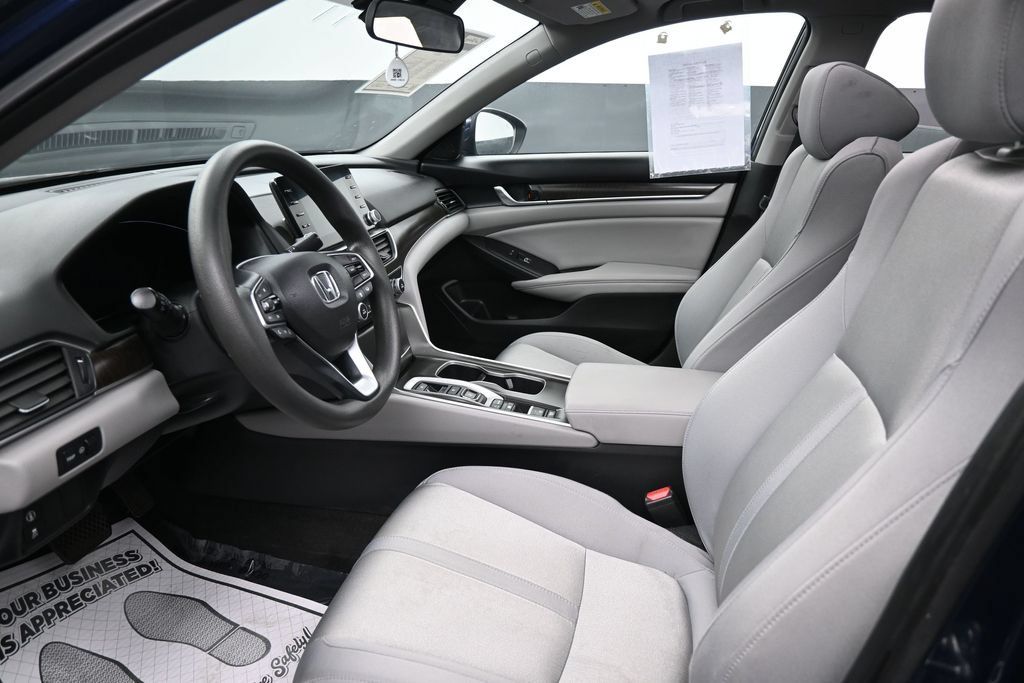 Used 2018 Honda Accord EX image 22
