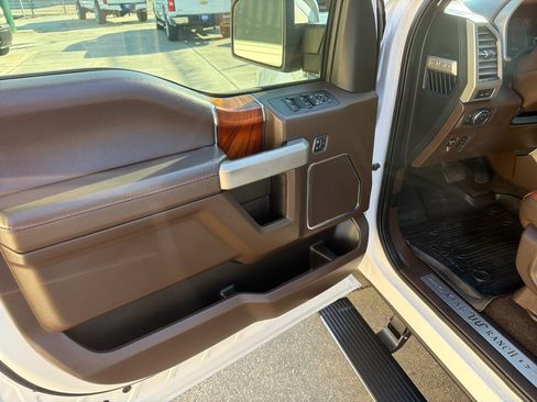 Used 2018 Ford F150 King Ranch w/ Equipment Group 601A Luxury image 18