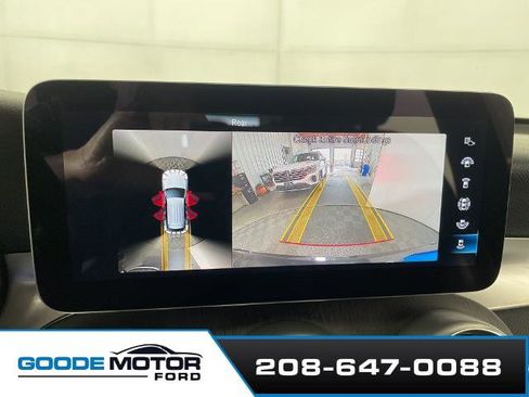 Used 2022 Mercedes-Benz GLC 300 4MATIC image 16