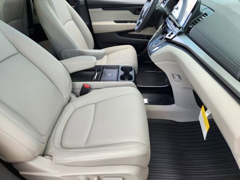 New 2026 Honda Odyssey EX-L image 12