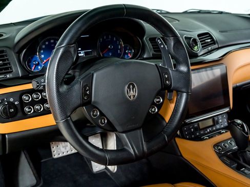 Used 2018 Maserati GranTurismo Sport image 19