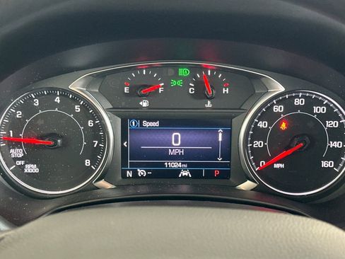 Used 2024 GMC Terrain SLE w/ Elevation Edition image 24