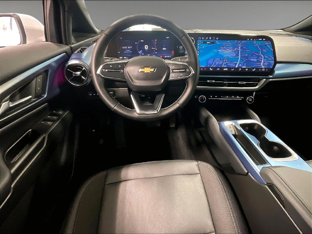 Used 2024 Chevrolet Equinox EV LT w/ LPO, Active Package FWD image 18