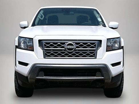Used 2024 Nissan Frontier SV w/ Technology Package AWD/4WD image 2