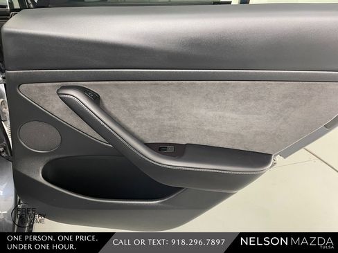 Used 2023 Tesla Model 3 Performance image 32