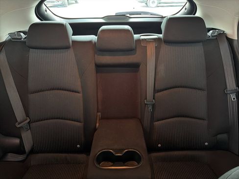 Used 2016 MAZDA MAZDA3 i Touring image 33