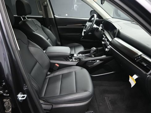 New 2025 Kia Telluride LX FWD image 38