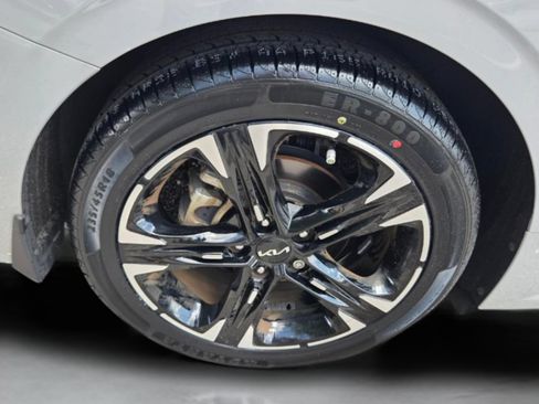 Used 2023 Kia K5 GT-Line FWD image 18