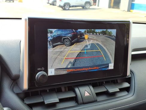 Certified 2024 Toyota RAV4 LE AWD/4WD image 19