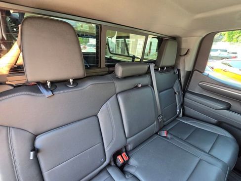Used 2024 GMC Sierra 1500 SLT w/ SLT Premium Plus Package image 16