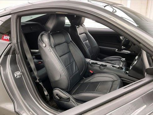 Used 2021 Ford Mustang GT Premium w/ Equipment Group 401A image 7