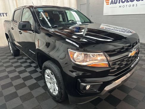 Used 2022 Chevrolet Colorado LT w/ LT Convenience Package AWD/4WD image 2