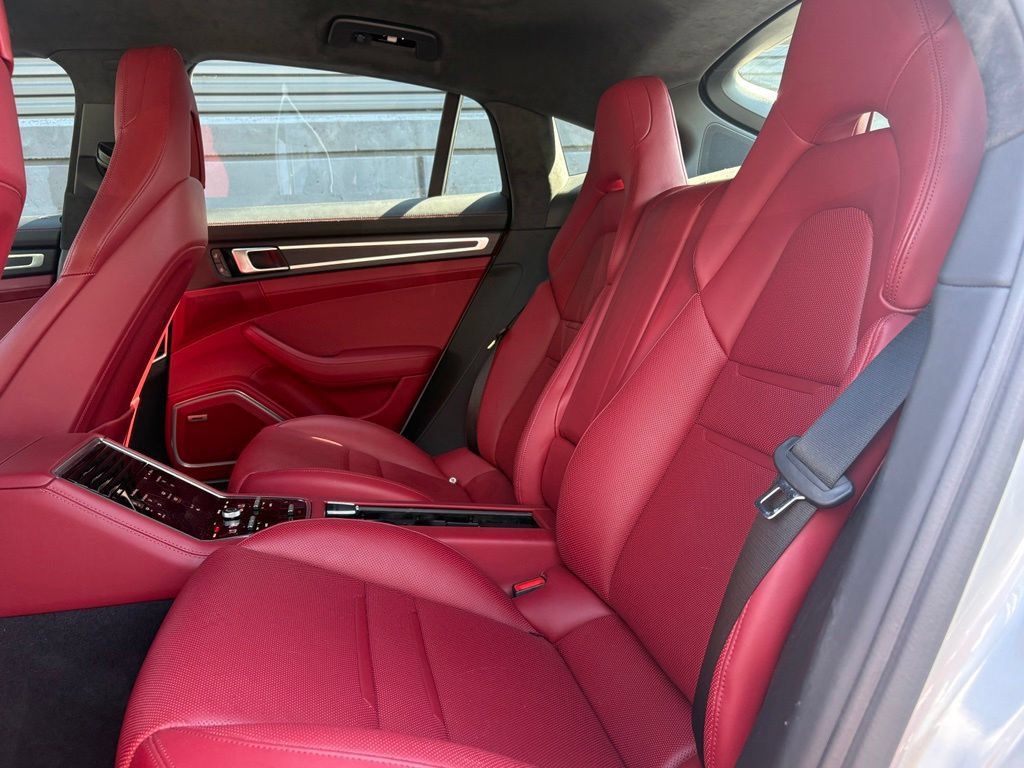 Certified 2022 Porsche Panamera GTS AWD/4WD image 22