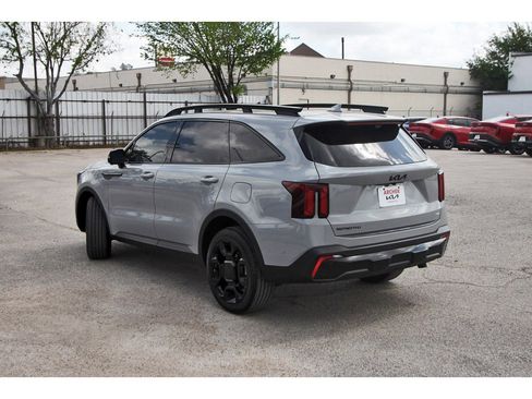 Certified 2026 Kia Sorento SX Prestige w/ Olive Brown Leather Package image 5