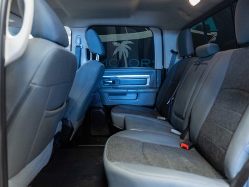 Used 2019 RAM 1500 Big Horn AWD/4WD image 12