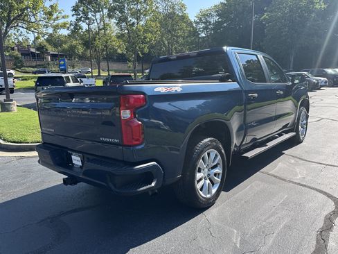 Used 2021 Chevrolet Silverado 1500 Custom AWD/4WD image 4