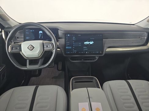 Used 2024 Rivian R1S Adventure AWD/4WD image 27