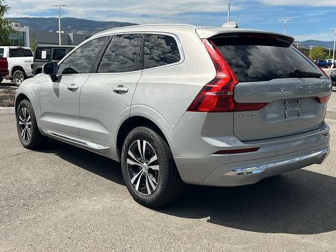 Used 2023 Volvo XC60 T8 Core AWD/4WD image 7