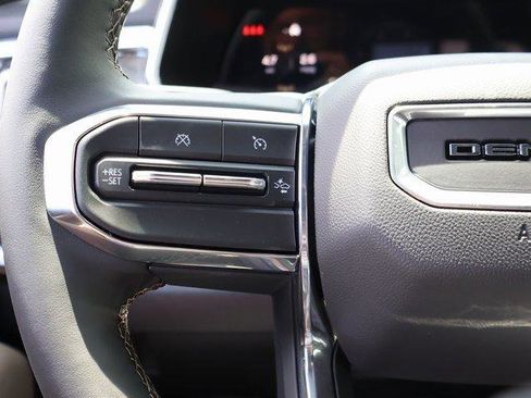 New 2025 GMC Canyon Denali image 36