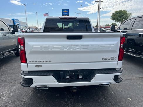 Used 2023 Chevrolet Silverado 1500 High Country w/ Technology Package AWD/4WD image 5