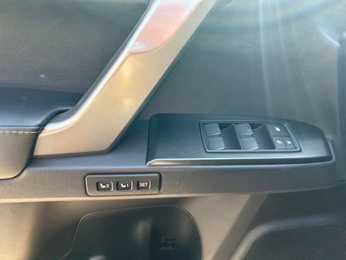 Certified 2023 Lexus GX 460 Premium w/ Premium Package AWD/4WD image 30
