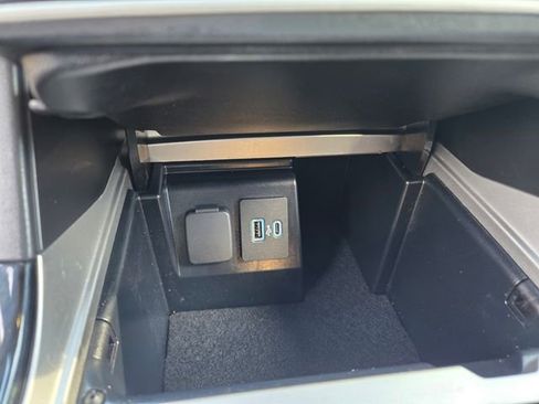 Certified 2022 Ford Explorer ST w/ Equipment Group 401A image 22